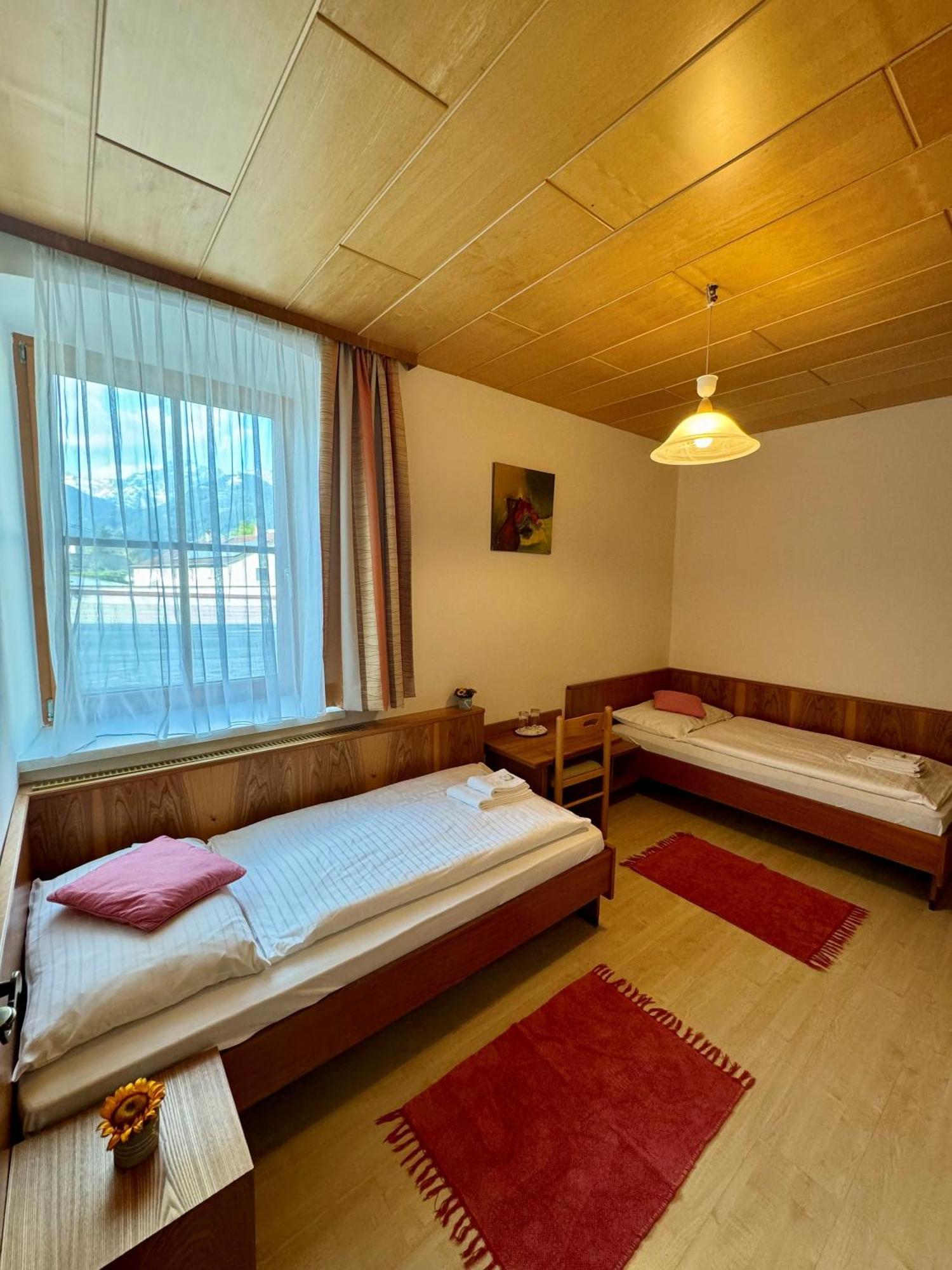 Hotel Die Traube 아드몬트 외부 사진